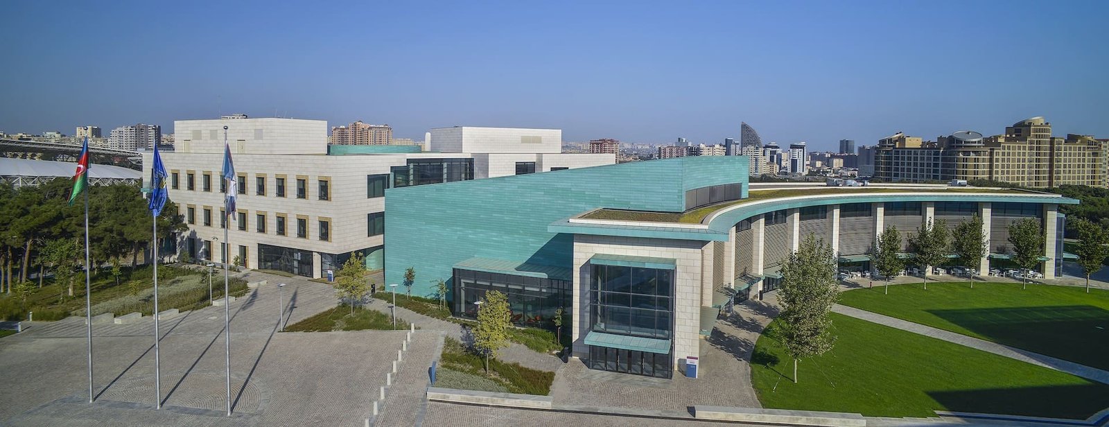 Azerbaycan Diplomatik Akademisi Üniversitesi