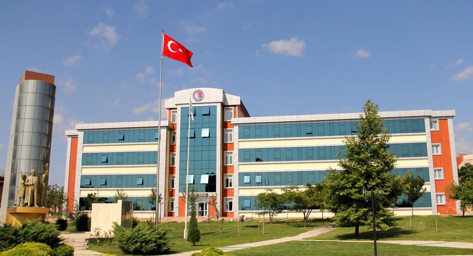 T.C. Çanakkale Onsekiz Mart Üniversitesi