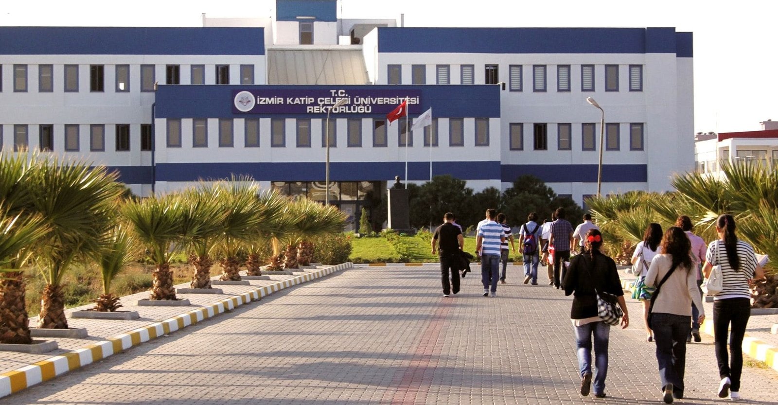T.C. İzmir Katip Çelebi Üniversitesi